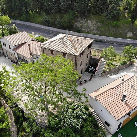Вилла Agriturismo Il Noceto Ассизи Экстерьер фото