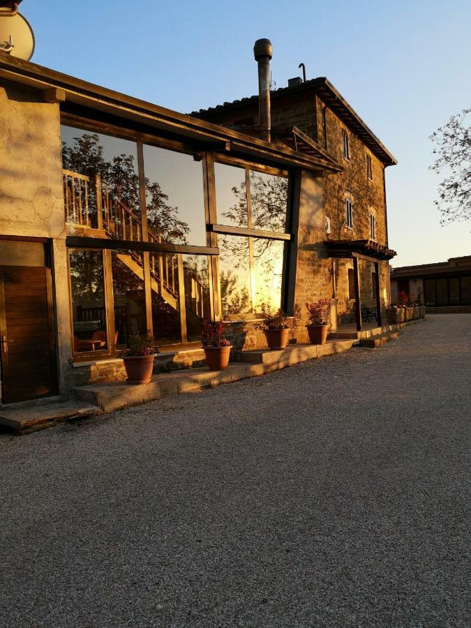 Вилла Agriturismo Il Noceto Ассизи Экстерьер фото