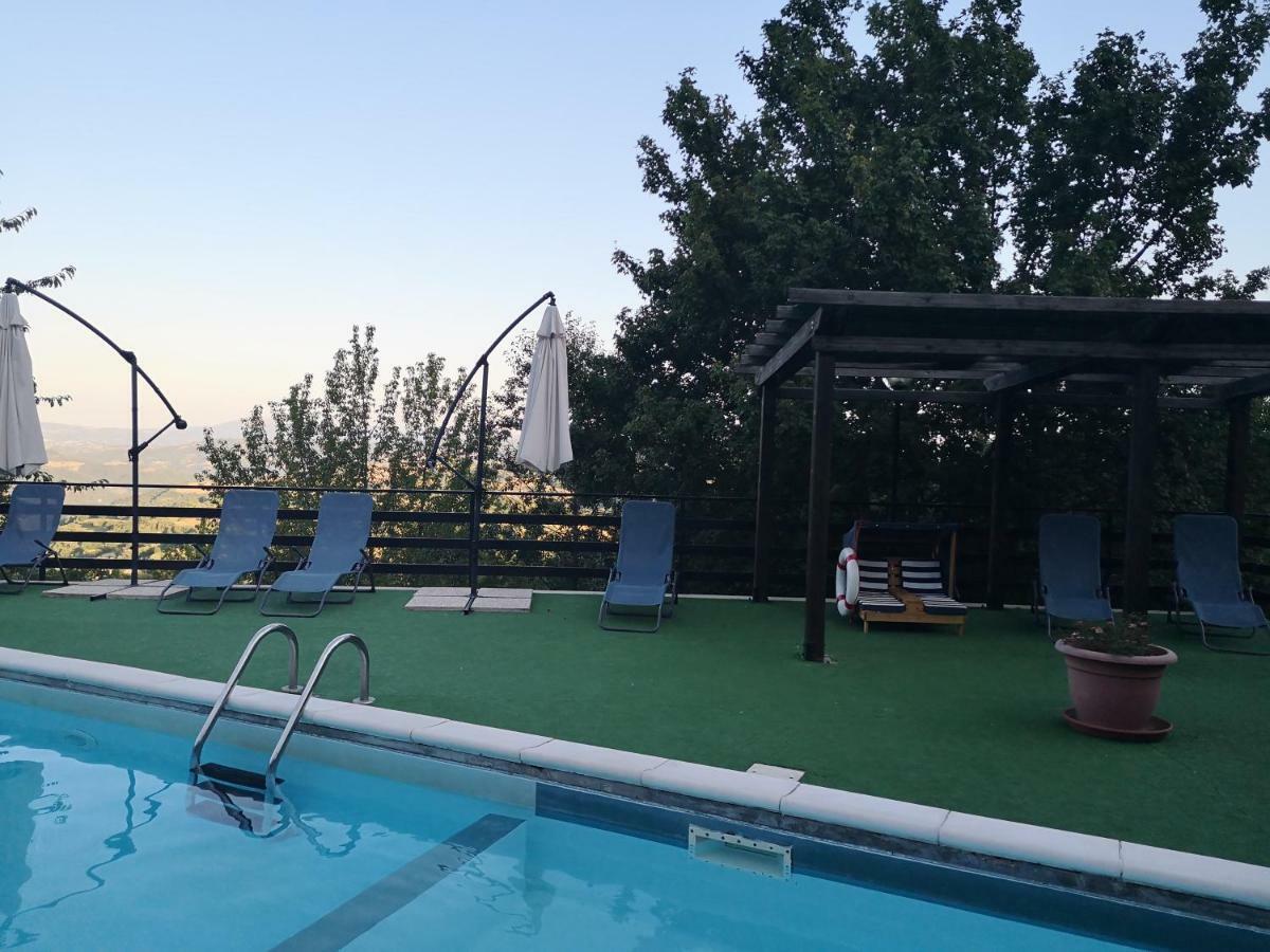 Вилла Agriturismo Il Noceto Ассизи Экстерьер фото