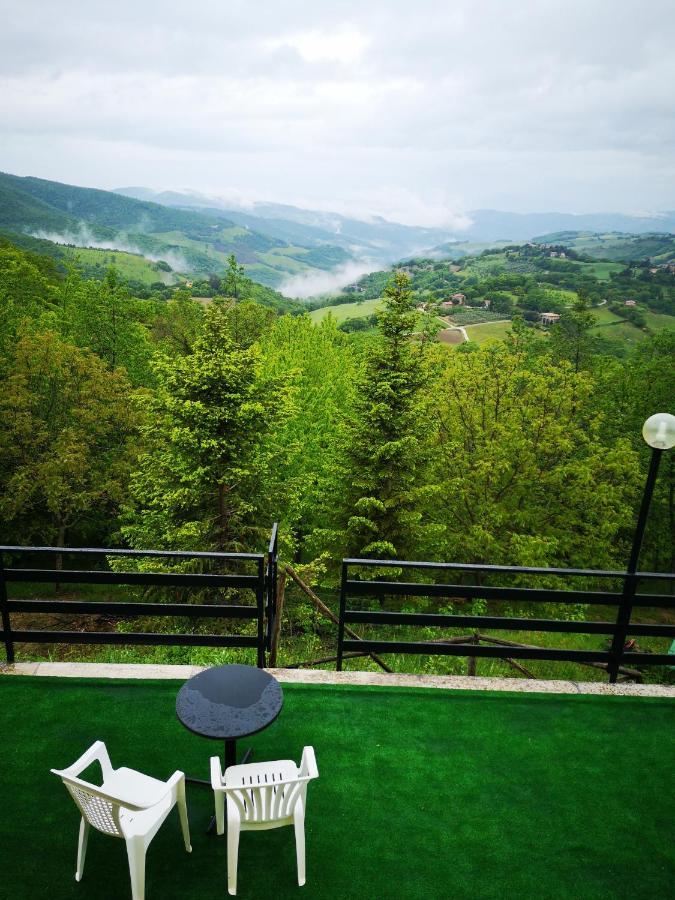 Вилла Agriturismo Il Noceto Ассизи Экстерьер фото